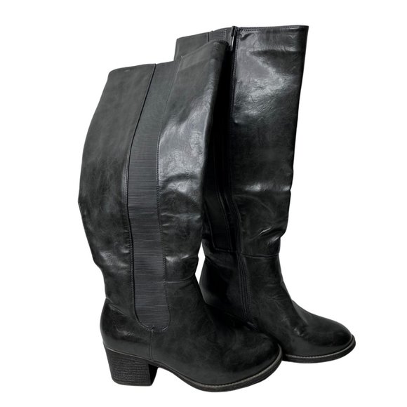 torrid Shoes - Torrid Knee High Faux Leather Gray Zip-Up Boots 9W